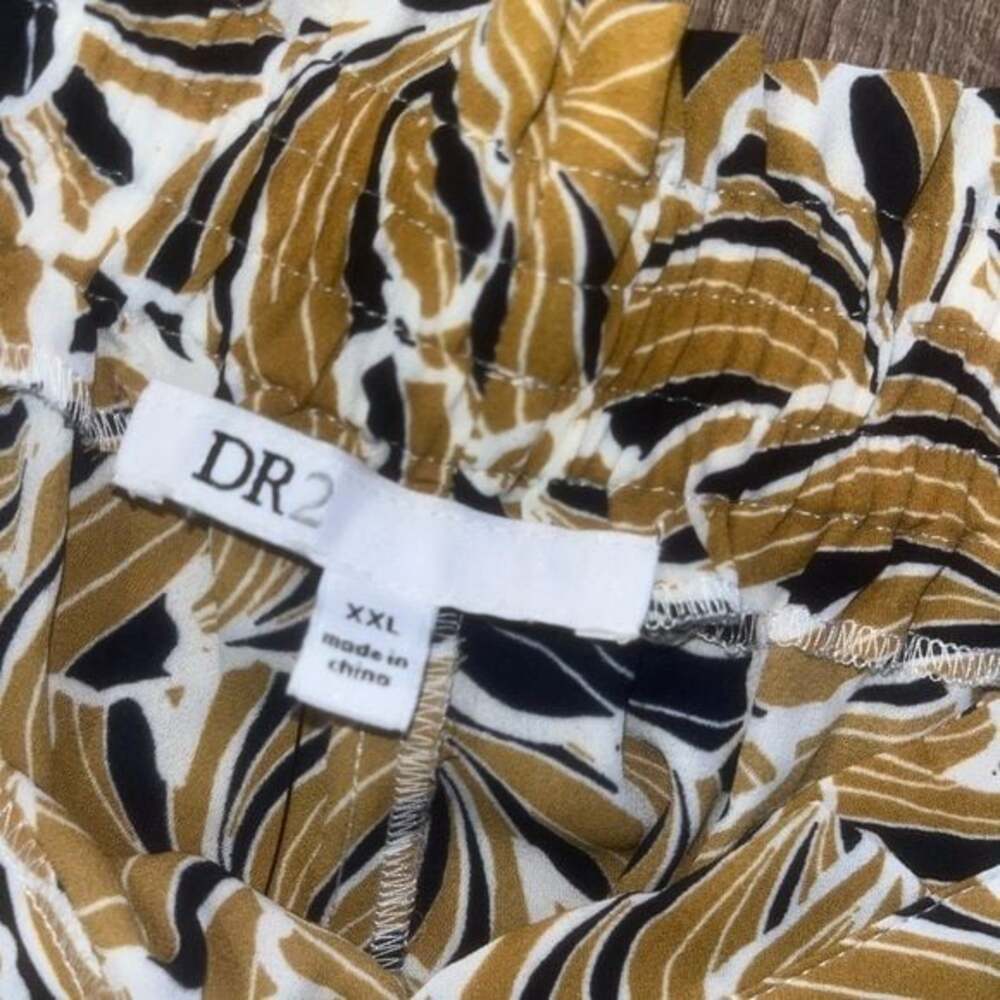 Last One! DR2 High Waist Leaf Print Shorts 2XL Tan and Black - Picture 8 of 8